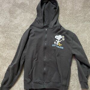 peanuts zip up hoddie